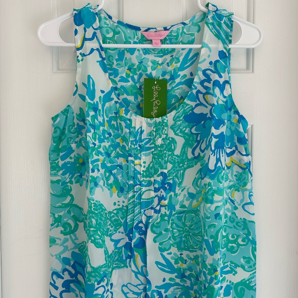 NWT Lilly Pulitzer Dahlia Top - 100% Silk - In a Pinch Print - Aqua - Size S